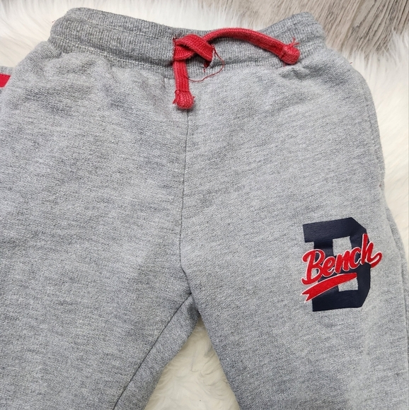 Bench Toddler Boy Red, Grey Matching Track Suit 2 Piece Set Size 2Y - Picture 8 of 12